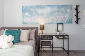 Luxe Ensuite Double Room - AC - Next to Central&CBD - Near Darling Harbour& Chinatown& USYD& UTS